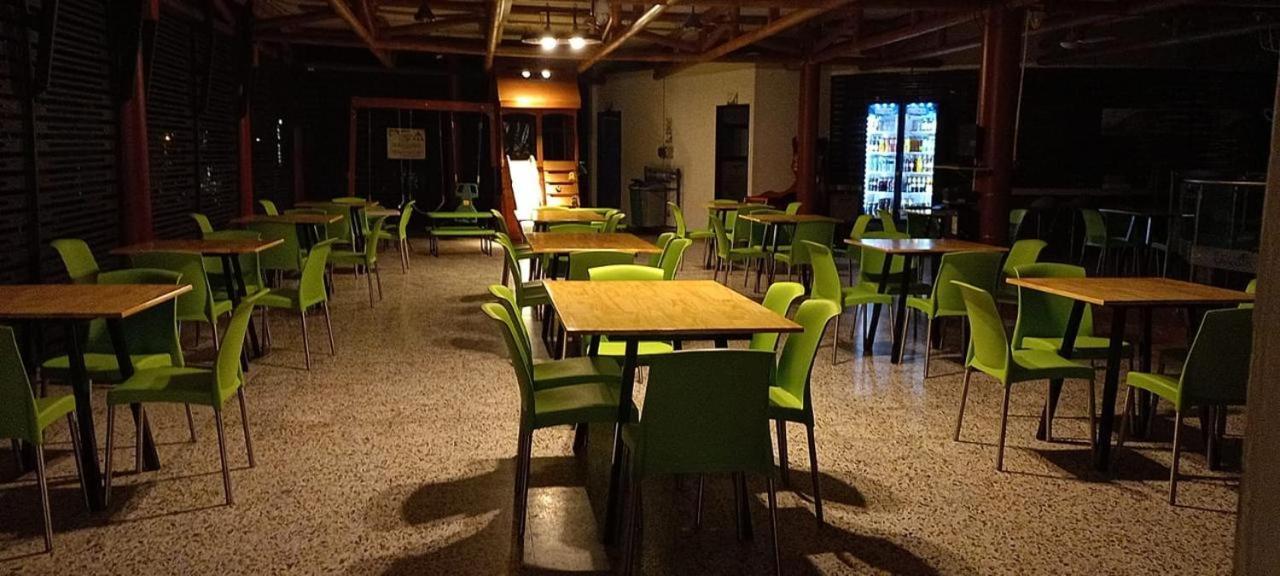 Hotel Chicala salgar Puerto Salgar Bagian luar foto